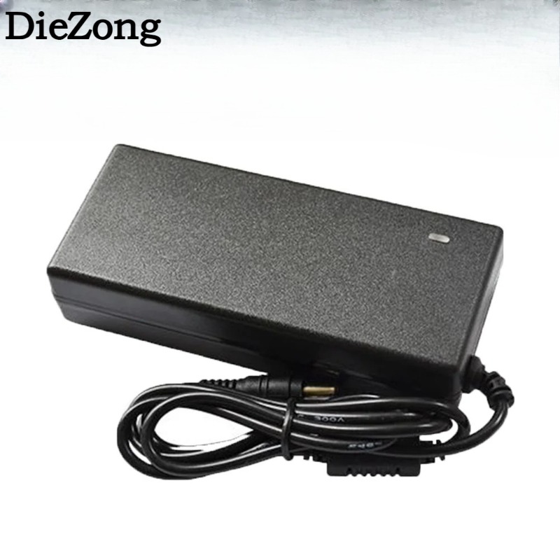 Nowa, uniwersalna bateria 12.6 – Fish Finder Charger recenzja i cena